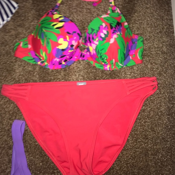 4 Cute Bikinis SOLD ON Ⓜ️ERCARI - Picture 3 of 4